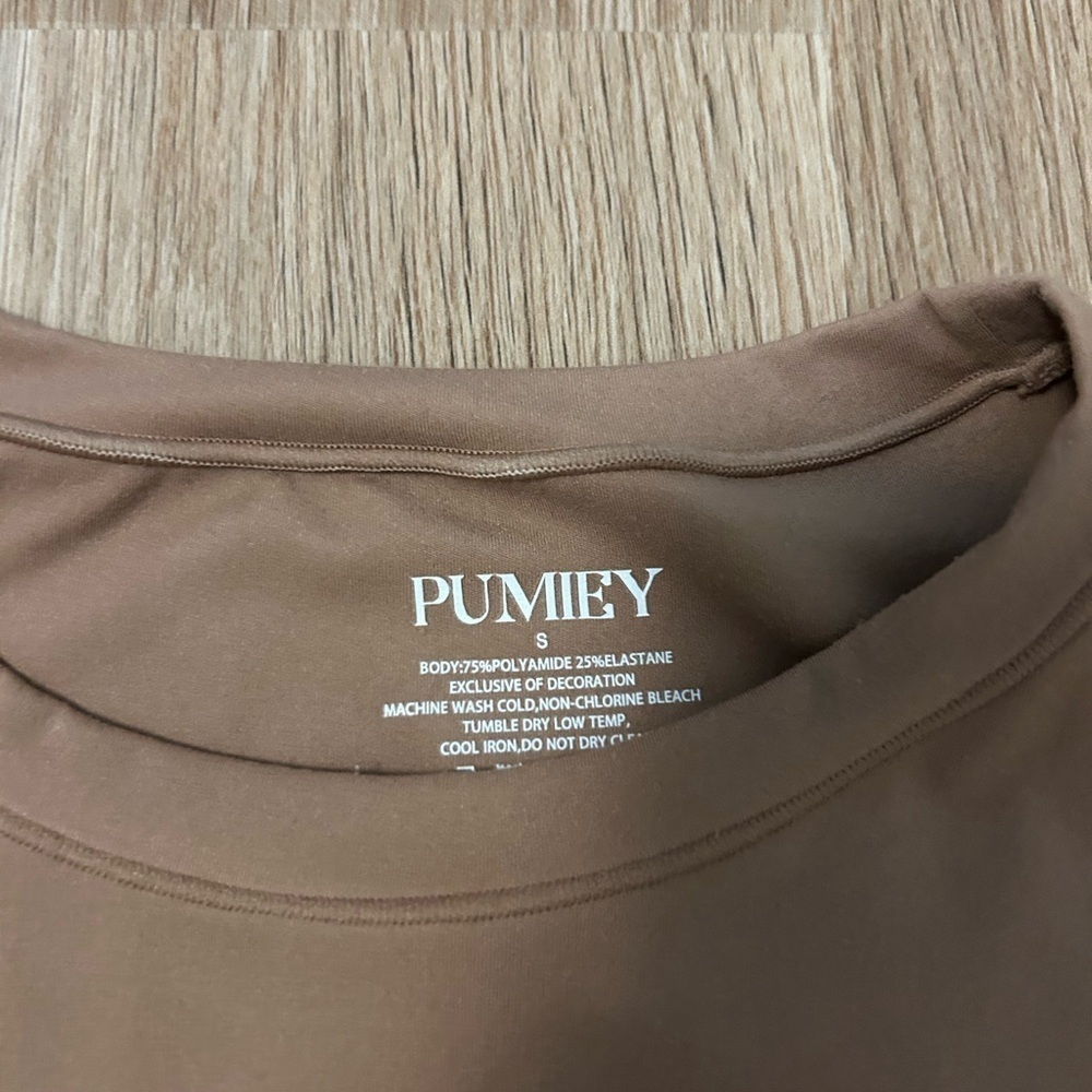 Long sleeve fitted top - Picture 2 of 2